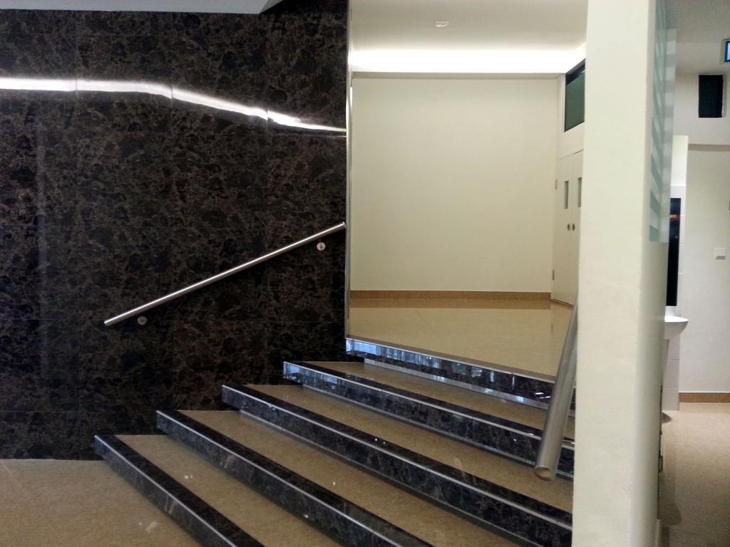 Padungan Hotel Kuching Eksteriør billede