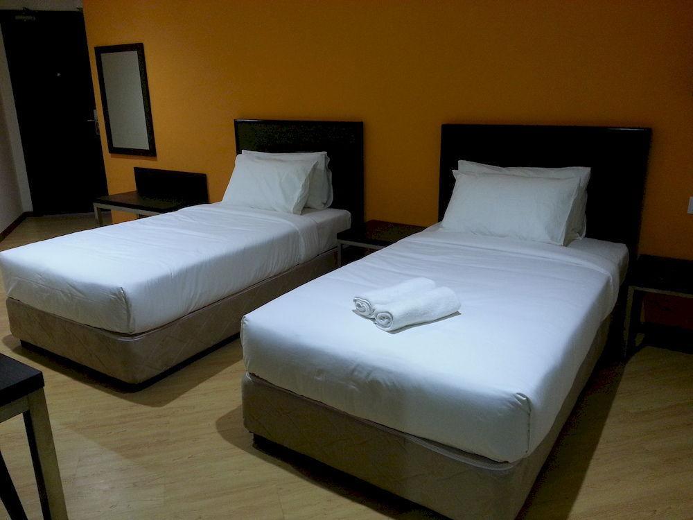Padungan Hotel Kuching Eksteriør billede