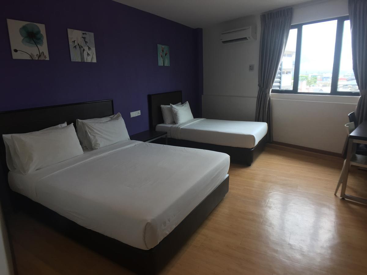 Padungan Hotel Kuching Eksteriør billede