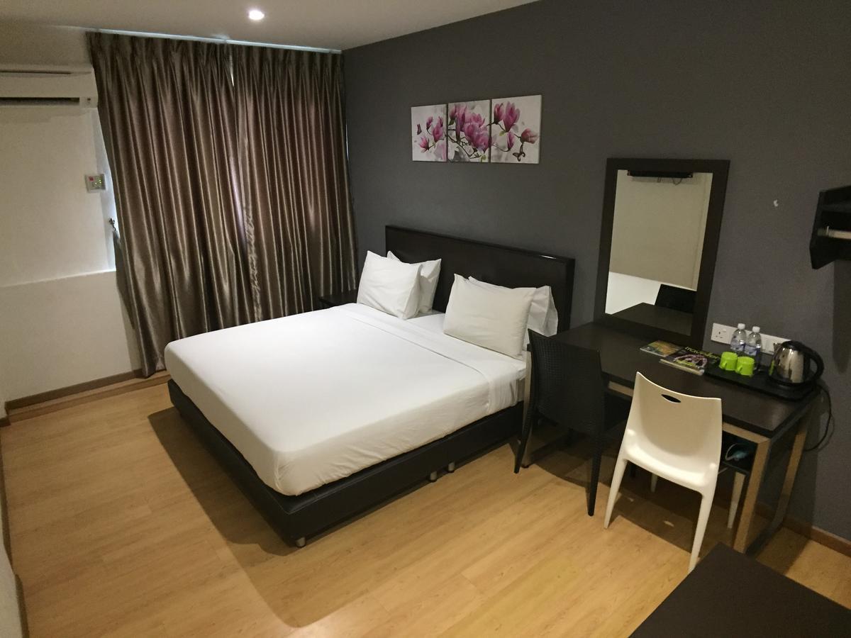 Padungan Hotel Kuching Eksteriør billede