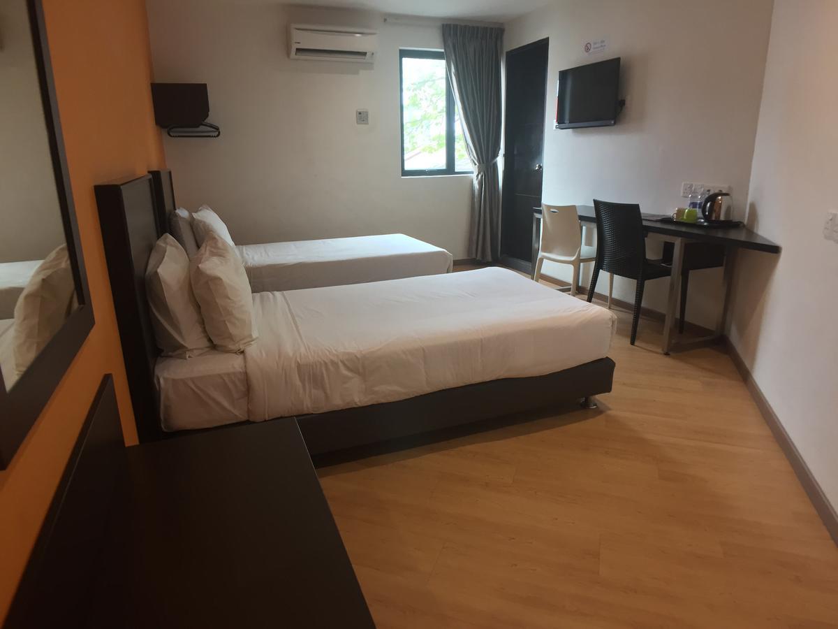 Padungan Hotel Kuching Eksteriør billede
